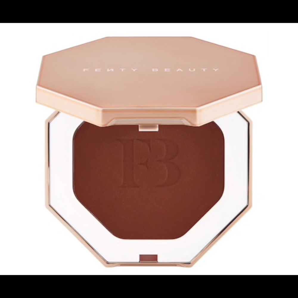 Fenty Mocha Mami Sun Stalk’r Bronzer